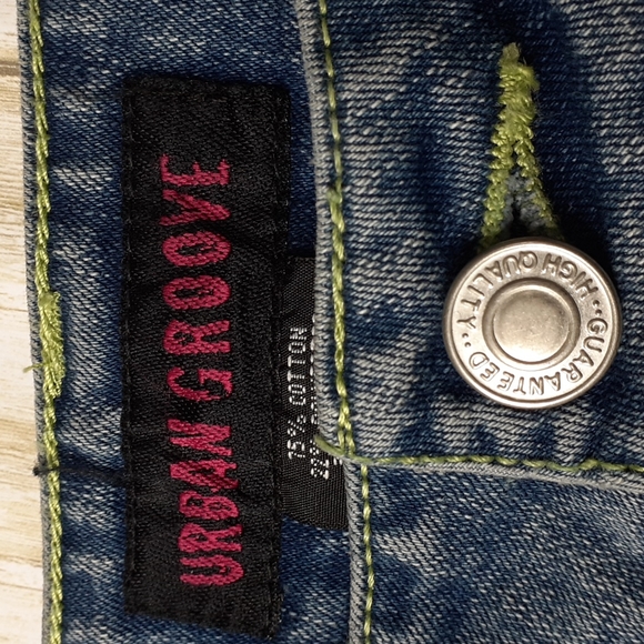 Urban Groove Rhinestones Straight Leg Light Wash Blue Jeans Size SA Waist 28 - Picture 15 of 16